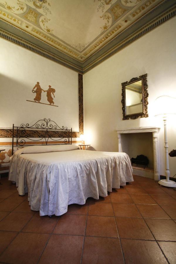 Antica Residenza Cicogna Bed & Breakfast เซียนา ภายนอก รูปภาพ