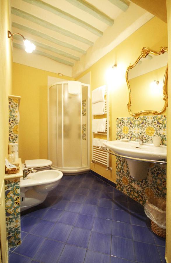 Antica Residenza Cicogna Bed & Breakfast เซียนา ภายนอก รูปภาพ