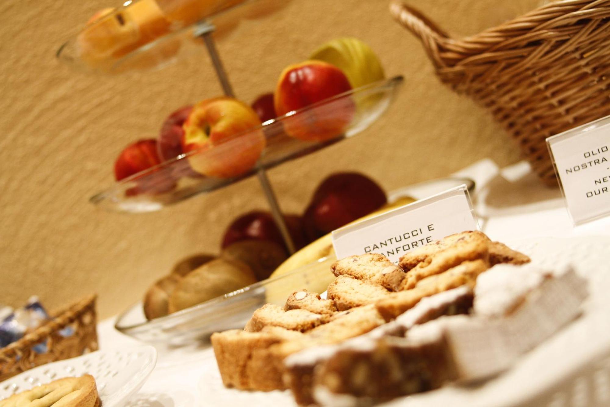 Antica Residenza Cicogna Bed & Breakfast เซียนา ภายนอก รูปภาพ